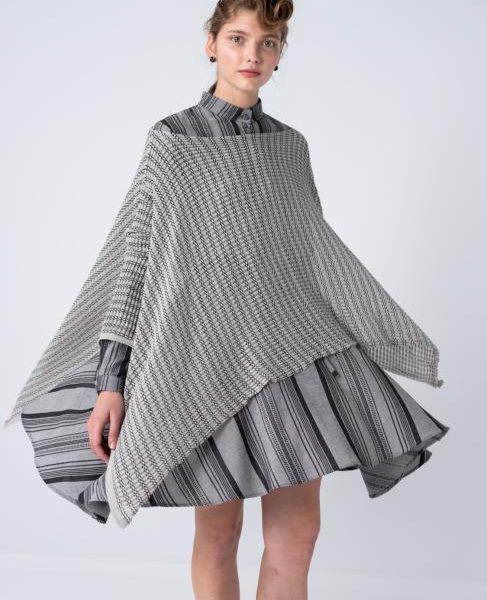 Vareina_tumma_harmaa__petroolin_sininen_ja_vihrea