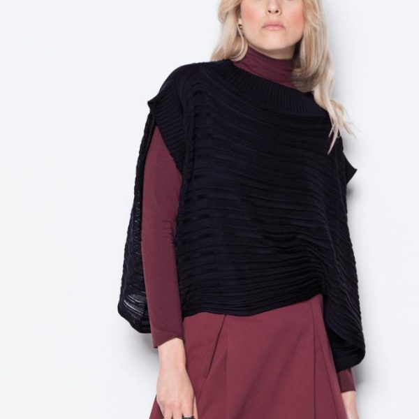 Ioanna_Kourbela_fullmoon_pitka_tunika_