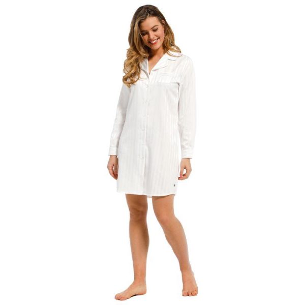 Pastunette_delux_pitkahihainen_satiiniyopaita__nappikiinnitys