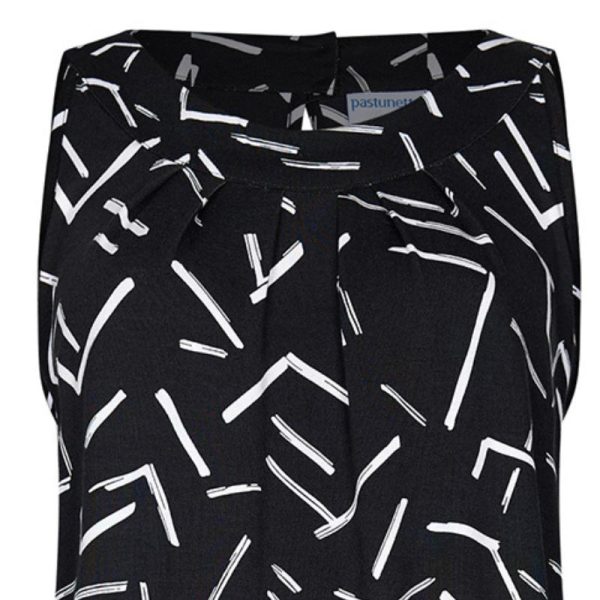 Hihaton_maksimekko__mustavalkoinen