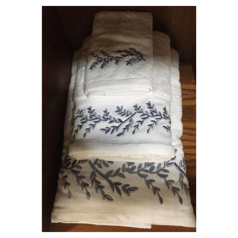 Upea_prodeerattu_pyyhesetti__100__puuvillaa_laadultaan_mailman_paras