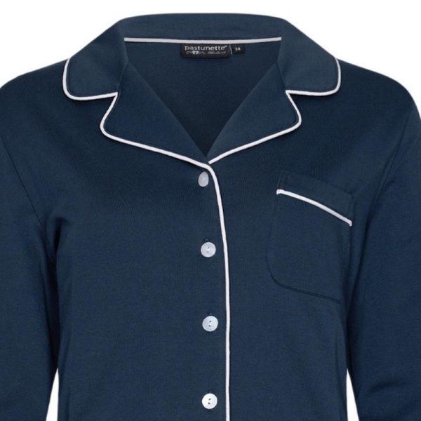 Pyjama_napitettavalla_paidalla