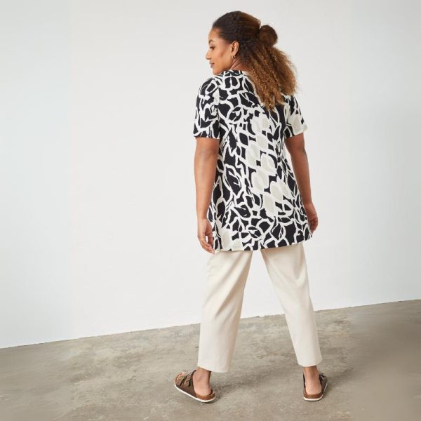 Pont_Neuf_lyhythihainen_tunika__a_linjainen