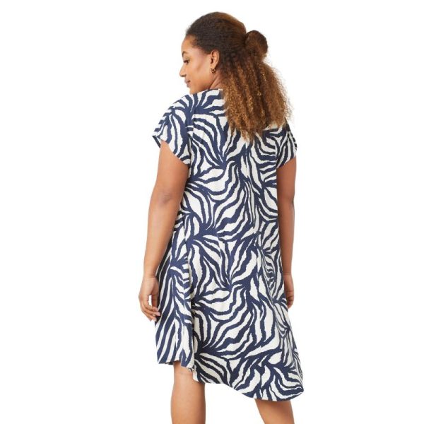 Pont_Neuf_lyhythihainen_trikoomekko__a_linjainen