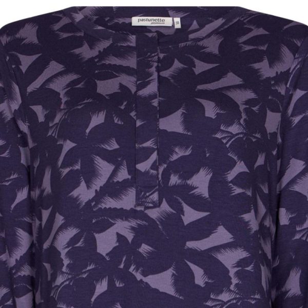 111252_234_1_420_Pitkahihainen_yopaita_nappilista_paantiella_violetti_2_png